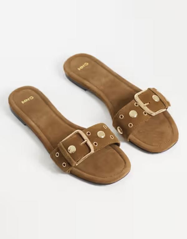 マンゴ レディース シューズ サンダル スエード レザー Mango 100 suede leather buckle detail flat slides in tan Sand サンド
