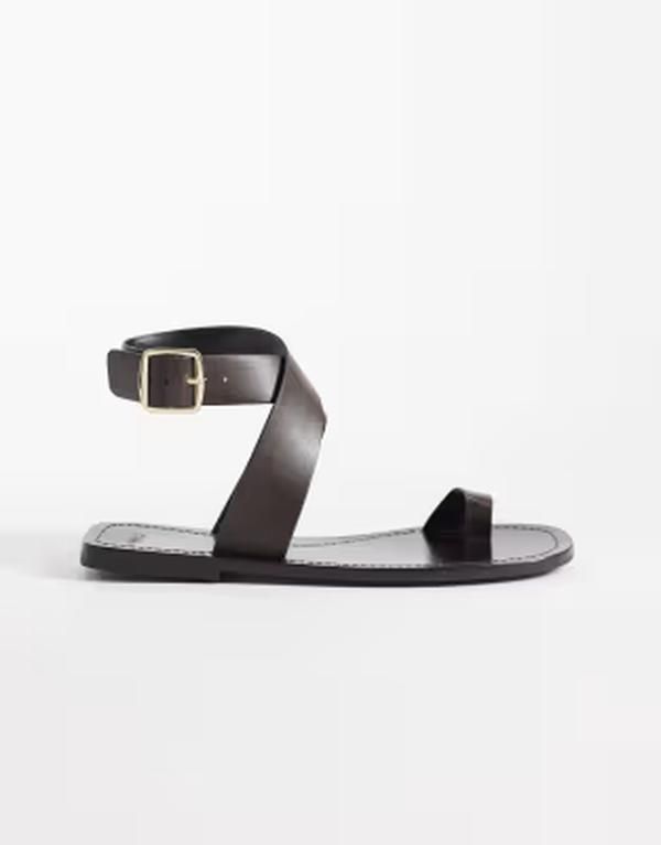 マンゴ レディース シューズ サンダル レザー Mango 100 leather flat sandals with toe detail in chocolate チョコレート 22,896円