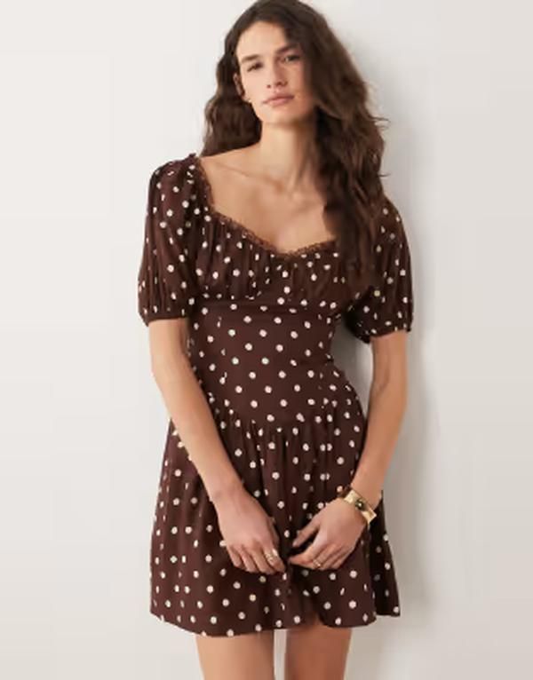 ミスセルフフリッジ レディース トップス ワンピース ドット ミニ Misselfridge spun milkmaid mini dress in chocolate polka dots Polk