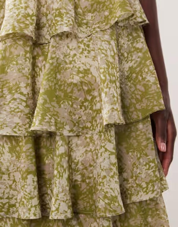 プリティラヴィッシュ レディース トップス ワンピース プリント フリル Pretty Lavish ruffle midaxi dress abstract print Green floral グ 28,470円
