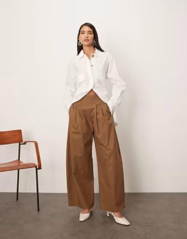 アレンジ レディース ボトムス カジュアルパンツ ウエストマーク ARRANGE ultimate tailo red wide barreleg pants with cinched waist i 28,470円