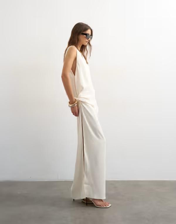 トップショップ レディース トップス ワンピース クレープ ノースリーブ マキシ Topshop crepe sleeveless twist side maxi dress in ecru エクリュ
