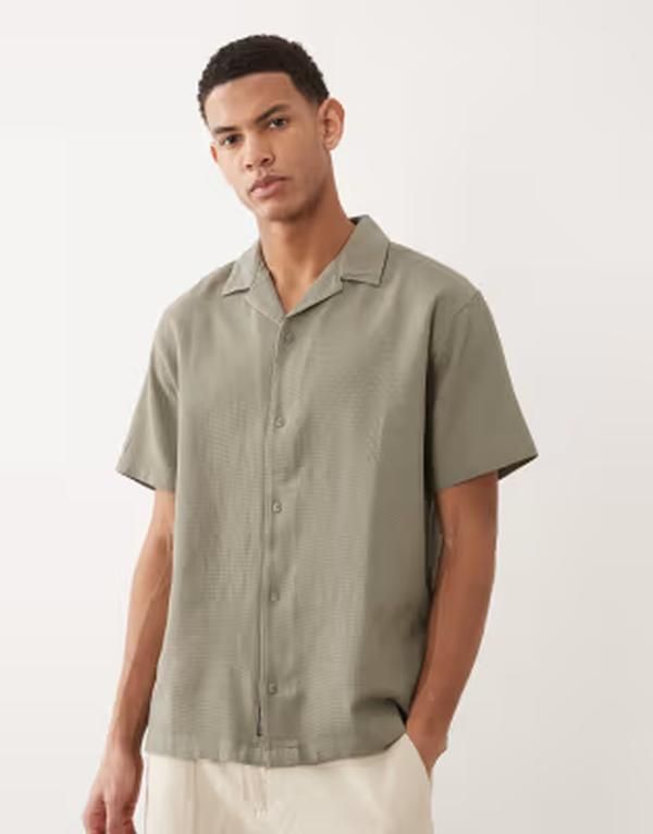 ジャック アンド ジョーンズ メンズ トップス シャツ Jack Jones waffle short sleeve shirt in sage Vetiver グリーン 11,765円