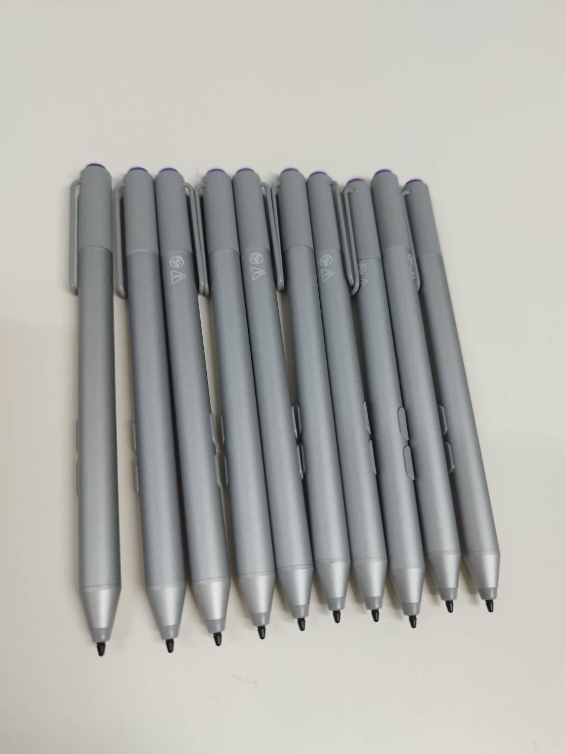 美品】Microsoft Surface Pro 3/スタイラスペン〈Model：1616〉/10本