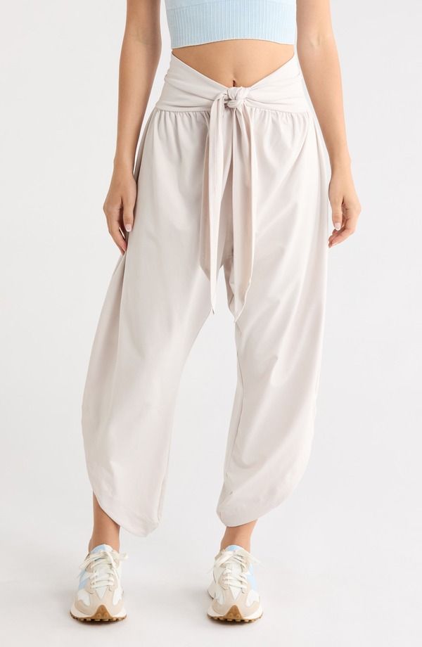 フリーピープル レディース ボトムス レギンス パンツ Free People Retreat Yoga Pants TOFU 23,616円