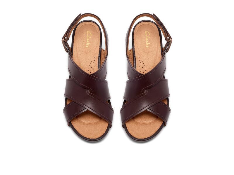 クラークス レディース シューズ ヒール Clarks Kymber Shine Dark Brown Leather ブラウン