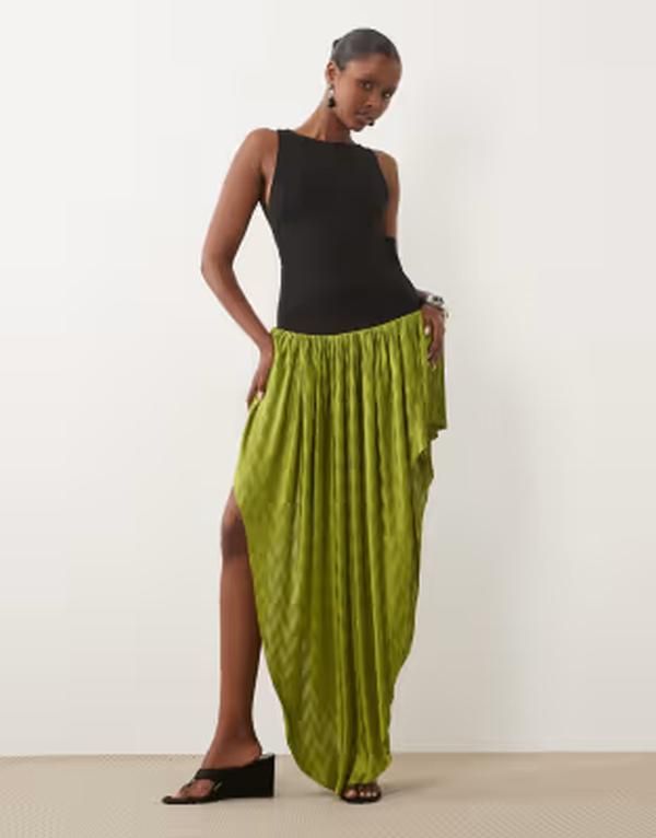 エイソス レディース トップス ワンピースキューバ スカート ノースリーブ マキシ ASOS DESIGN sleeveless maxi dress with dropped plisse skir 20,335円