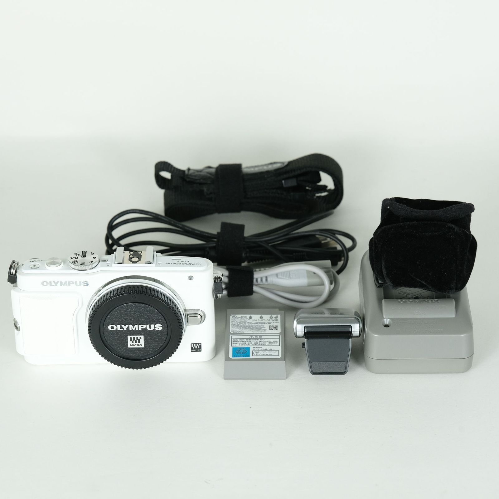 美品 | シャッター数3,865回] OLYMPUS PEN Lite E-PL6 ボディ ホワイト