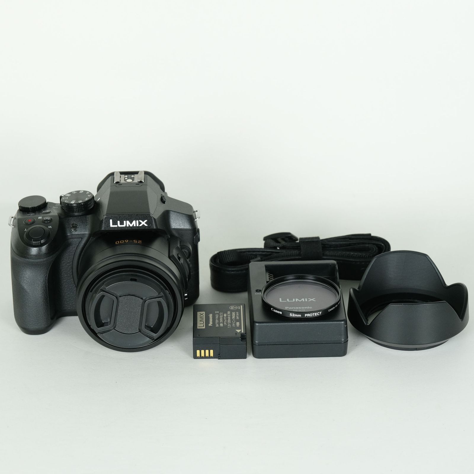 [美品 | フィルター付] Panasonic LUMIX DMC-FZ300 | コンパクトデジタルカメラ