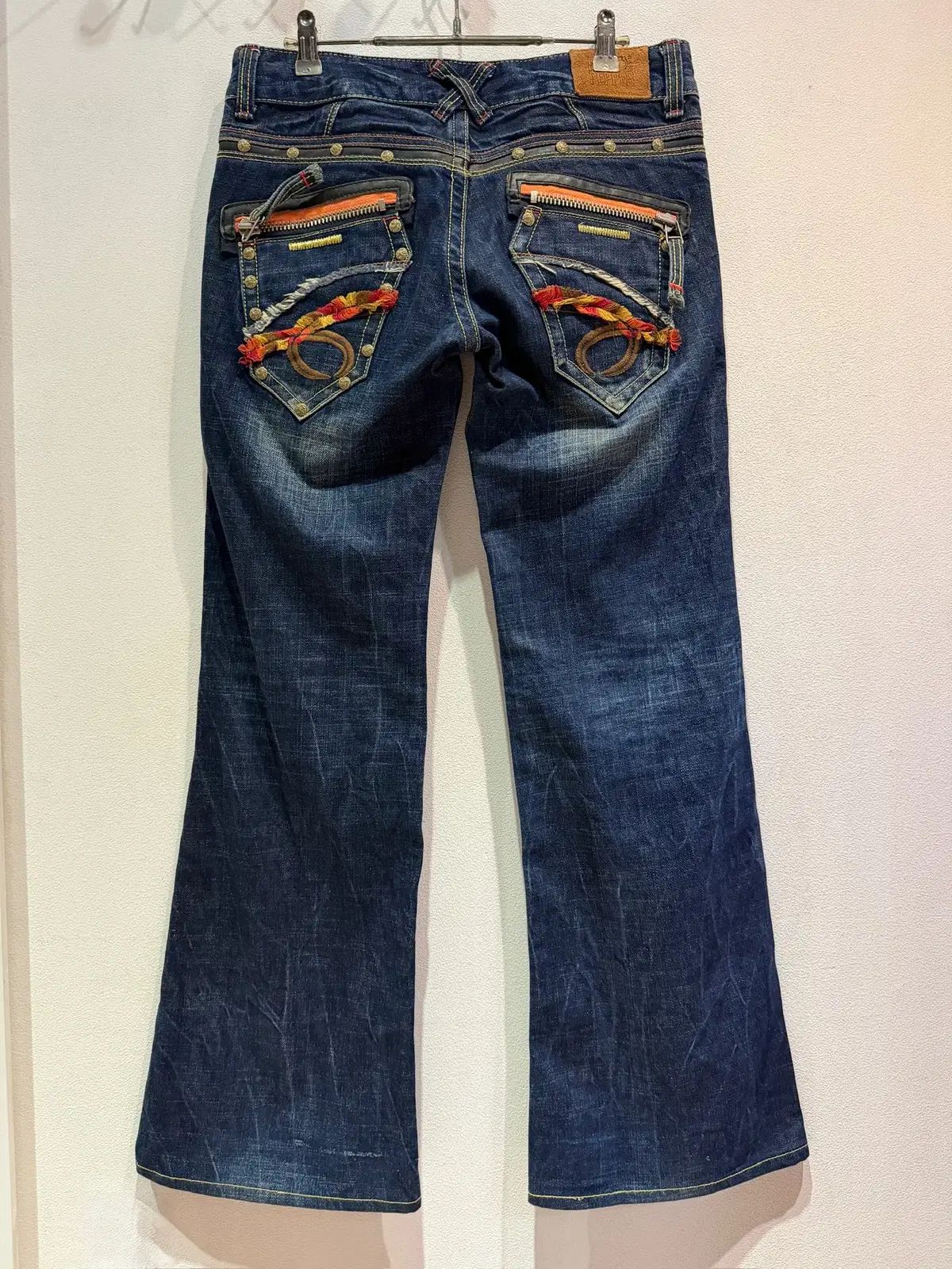 Red Pepper Y2K Embroidered Jeans (31) 6,467円