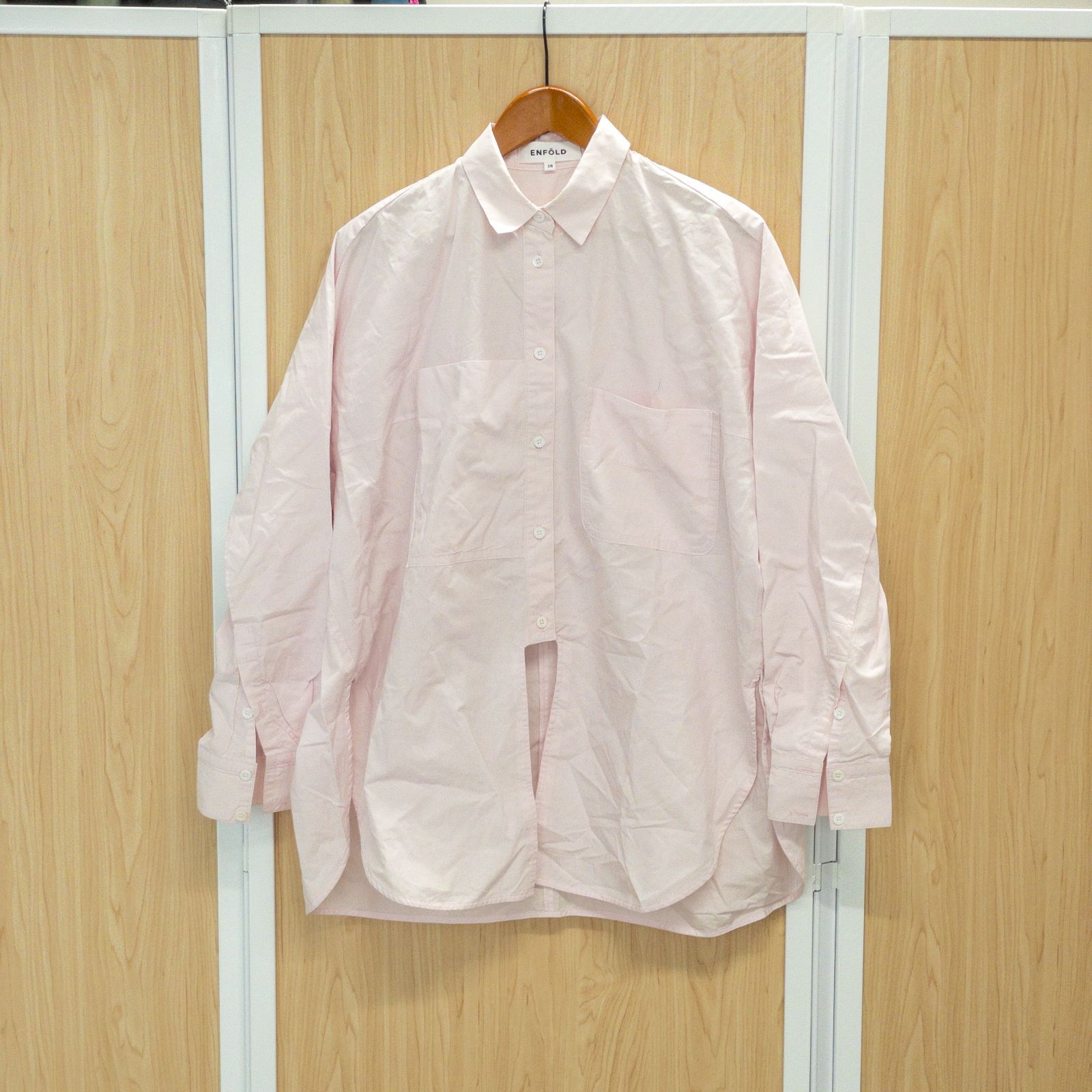 ENFOLD（エンフォルド）　ROUND-SLIT SHIRT ラウンドスリット コットン オーバーサイズ 長袖シャツ ブラウス ライトピンク サイズ38 日本製 300GS230-0260