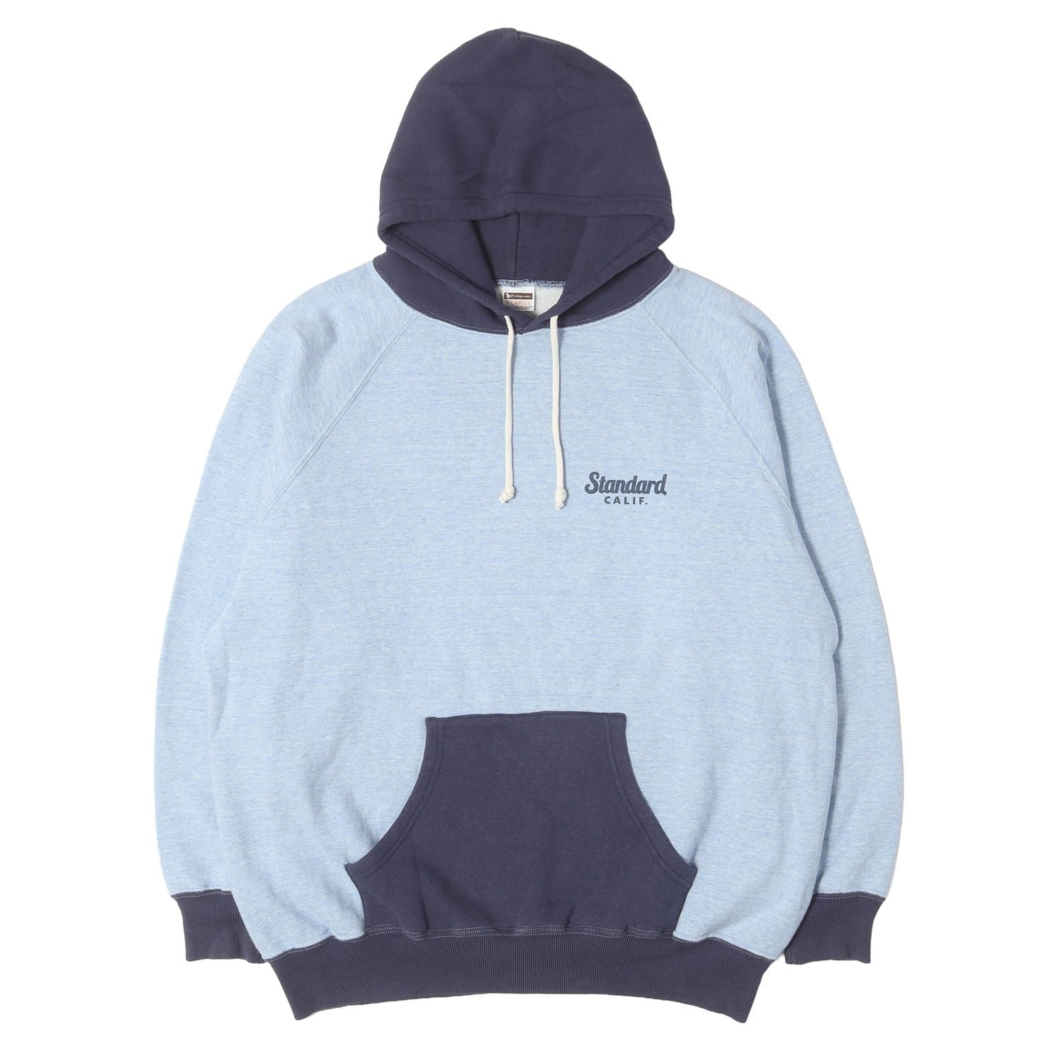 【美品】STANDARD CALIFORNIA スタンダードカリフォルニア パーカー ヘザーライトブルー ネイビー XL 25SS ロゴ スウェット パーカー SD 88/12 Diner Logo 2Tone Hood Sweat 日本製【メンズ】【中古】