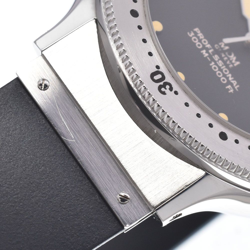 ウブロ HUBLOT 1550.1 MDM プロフェッショナル 300M デイト ブラック 自動巻き メンズ 美品 腕時計 A#149154