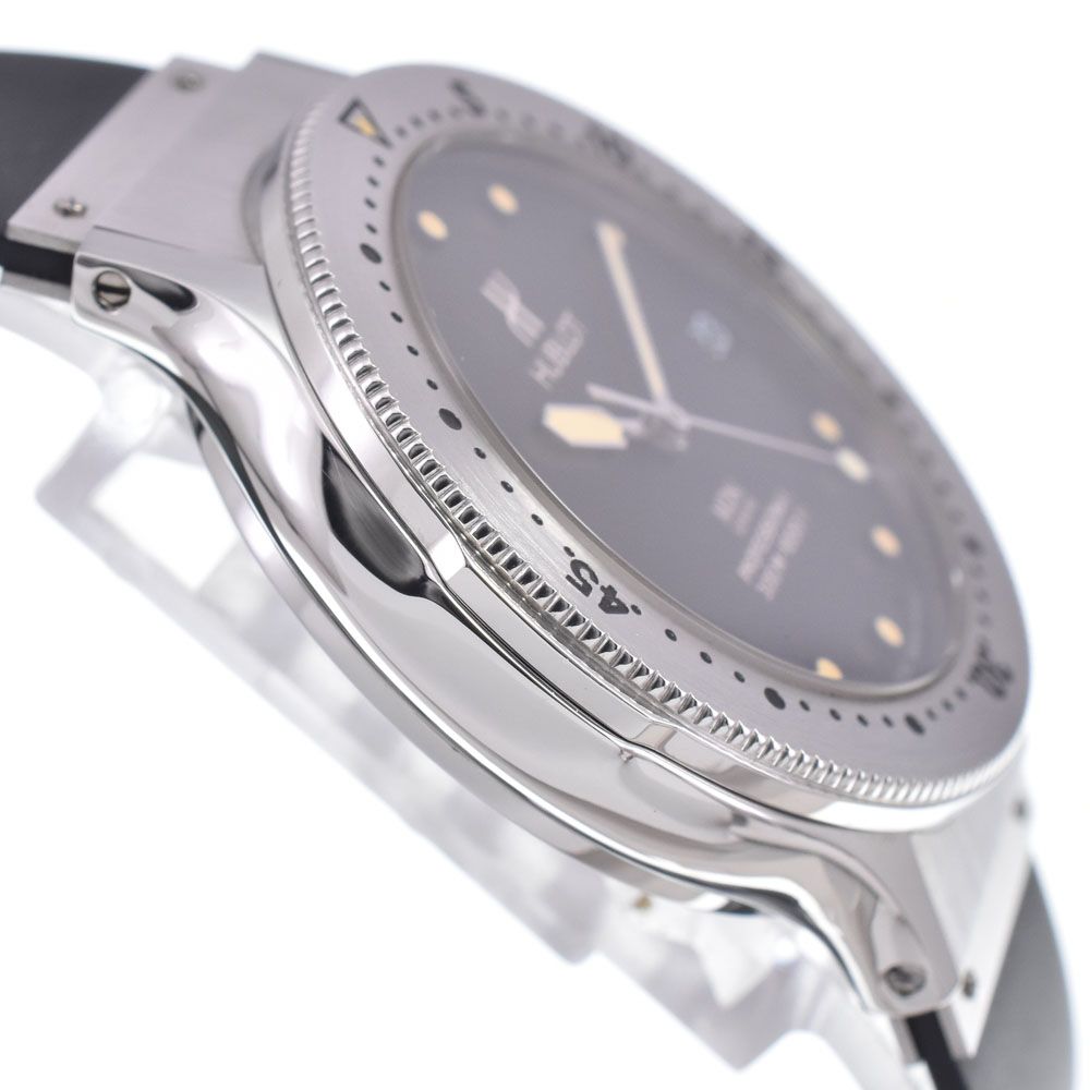 ウブロ HUBLOT 1550.1 MDM プロフェッショナル 300M デイト ブラック 自動巻き メンズ 美品 腕時計 A#149154