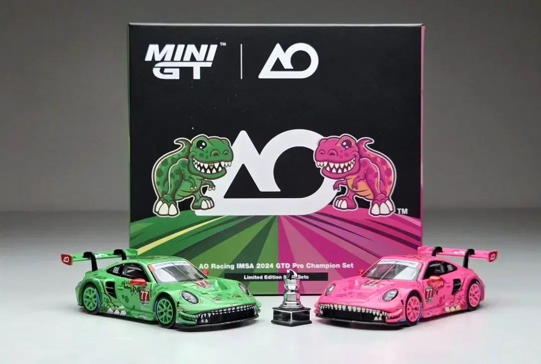 ミニGT HEC限定モデル ぼっち・ざ・ろっく！ ろきし