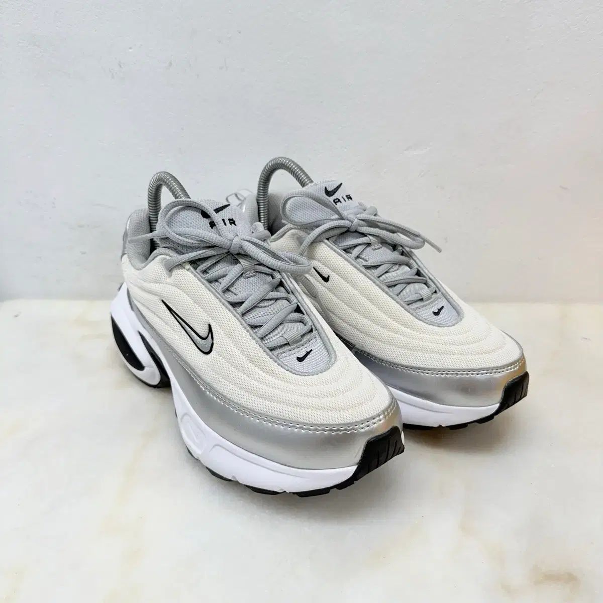 (245)NIKEナイキエアマックススニーカー ポータルSE