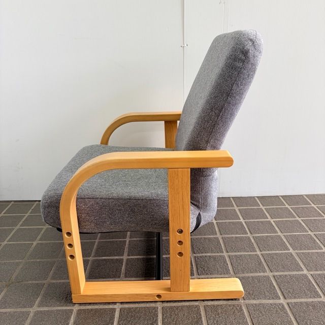 配送不可、現地引取のみ、リユース品】ニトリ 高座椅子 ハープ3 - メルカリ