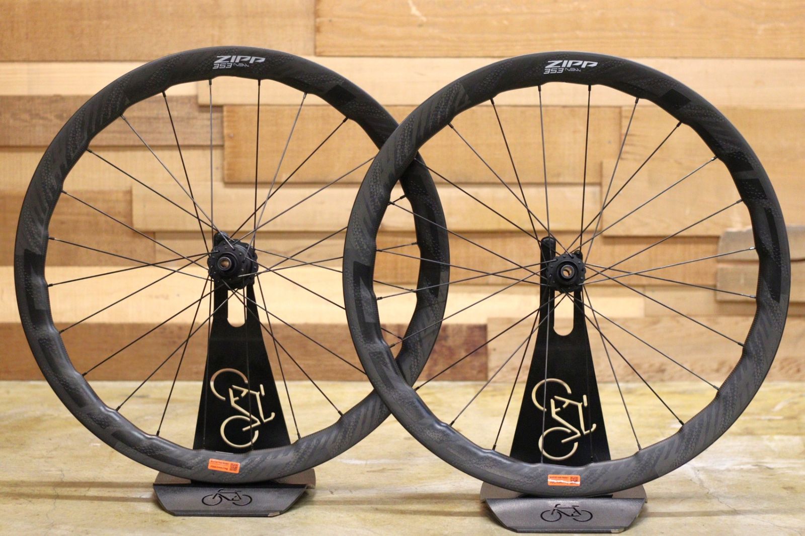 ジップ ZIPP 353 NSW TUBELESS DISC カーボン チューブレスレディ