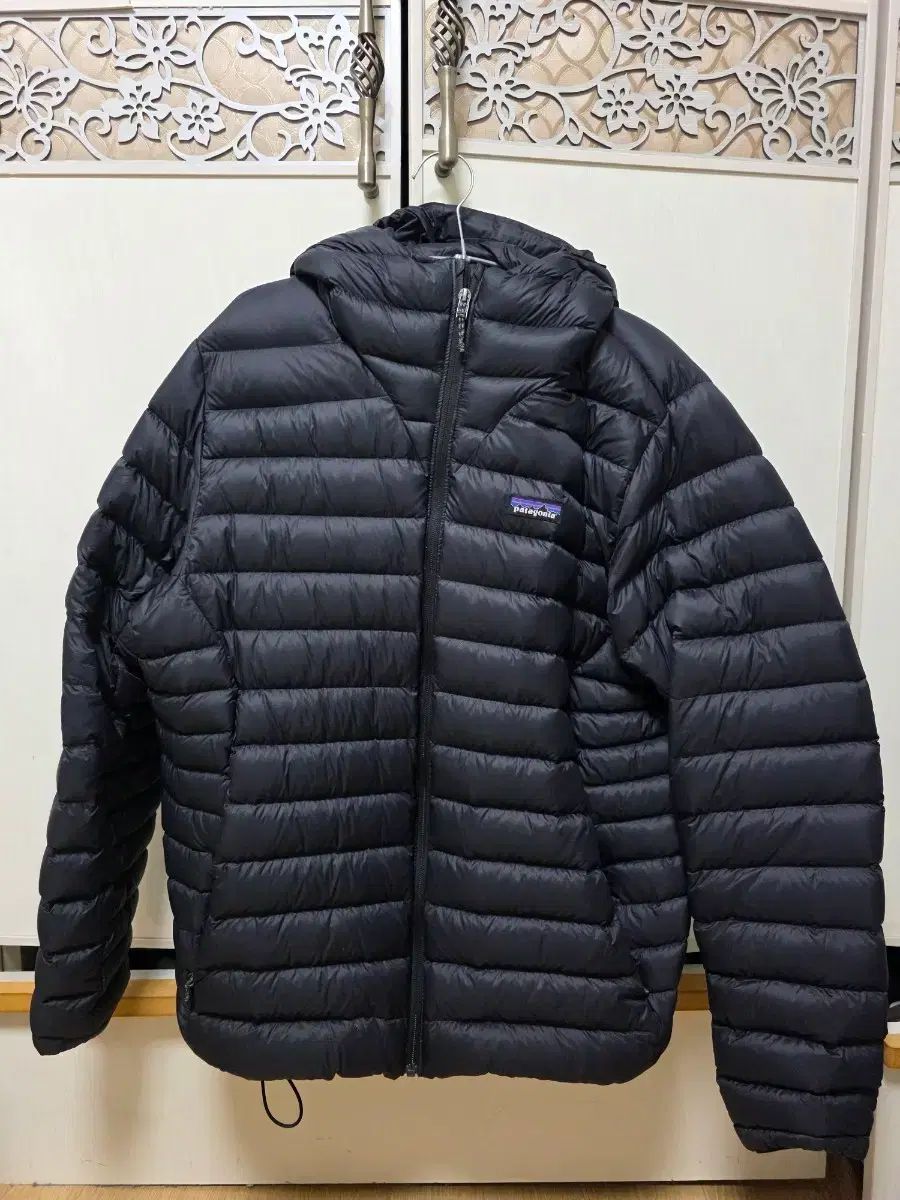 パタゴニア ダウン L Kream購入