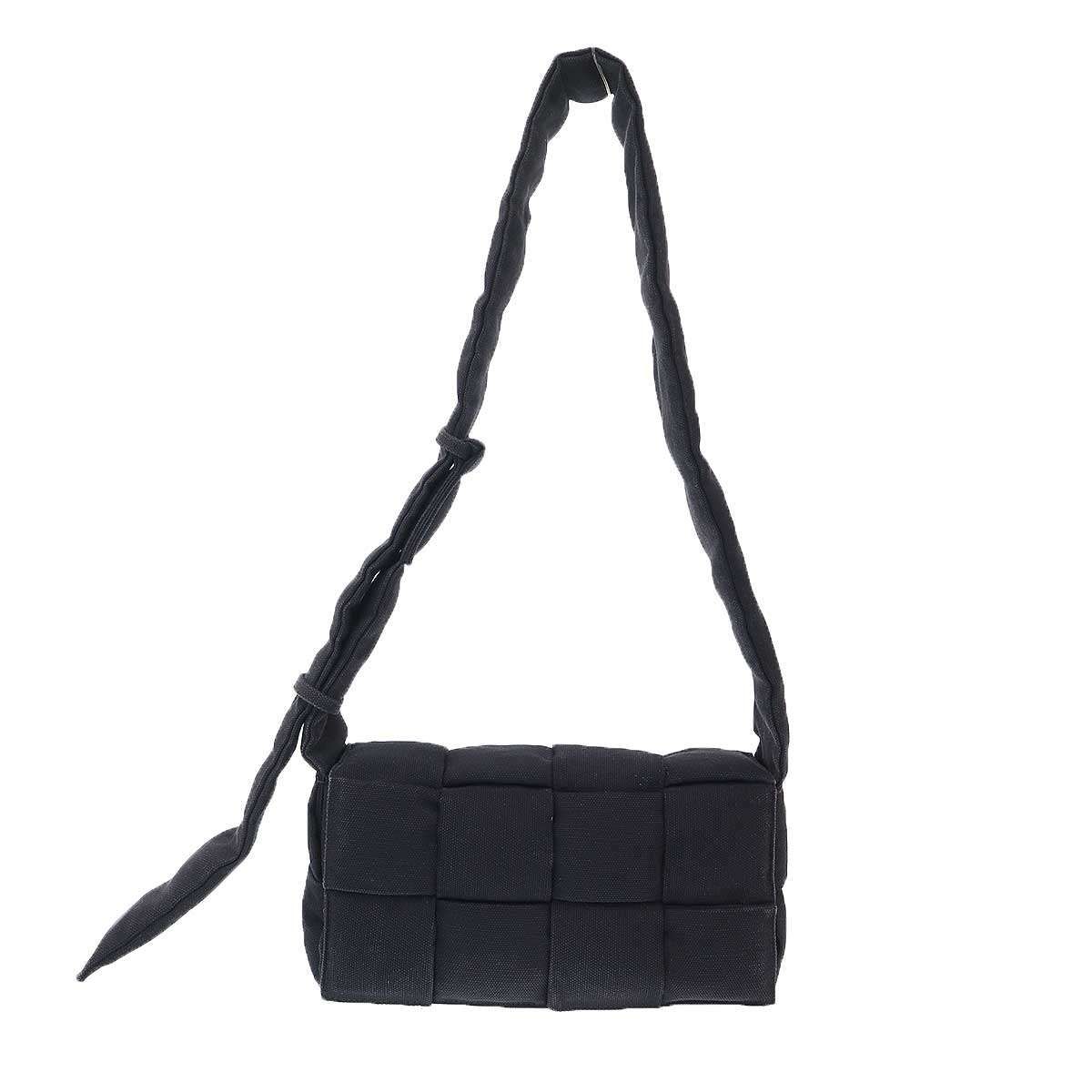 BOTTEGA VENETA ボッテガヴェネタ Padded Tech Cassette Bag 
