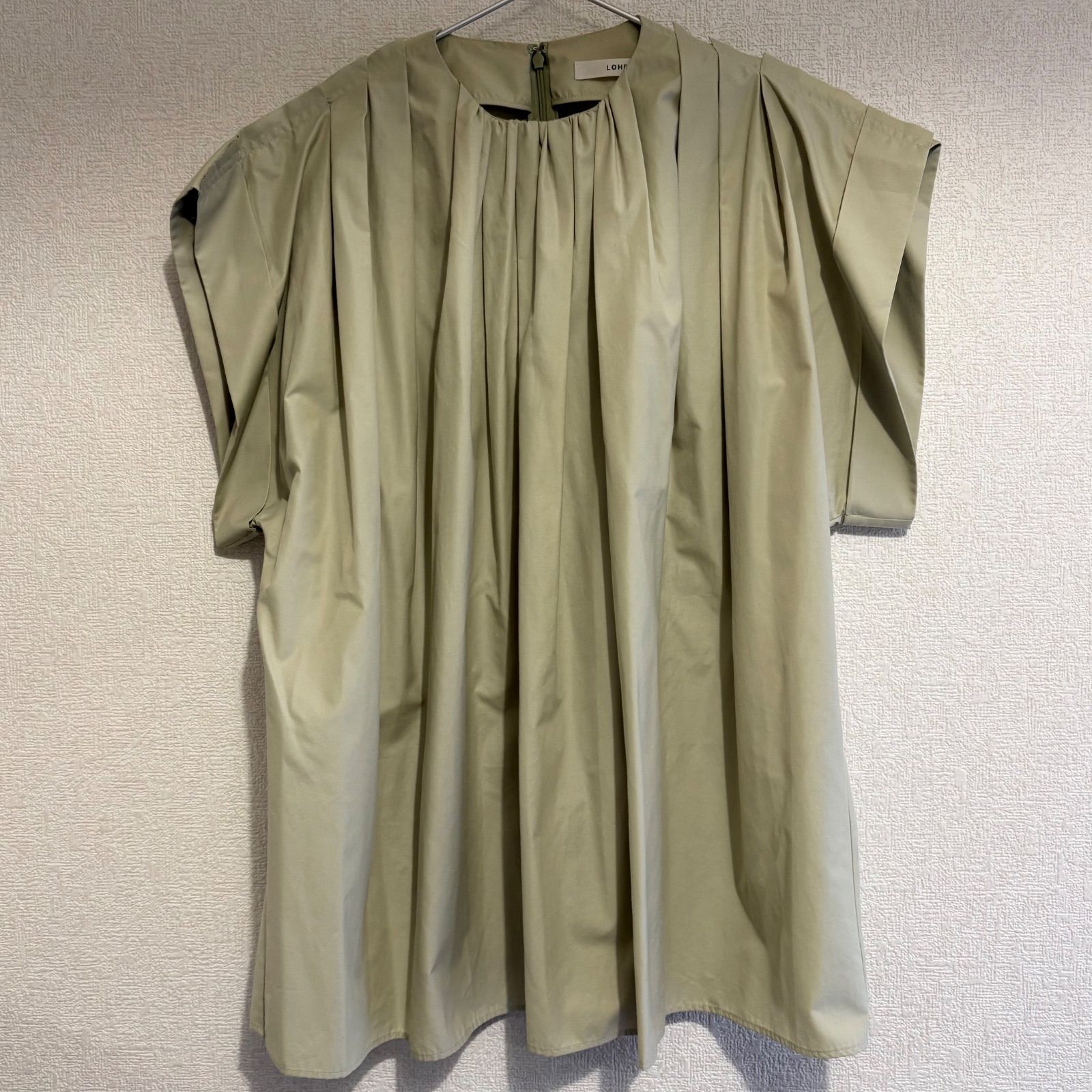 ●LOHEN 　ローヘン　ギャザータック ボリュームブラウス　ライム　LH22MS-BL017【中古】 Bランク　728-6