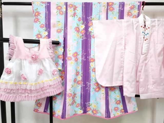 平和屋着物[]七五三　女の子　３歳　祝着　三つ身　長襦袢(単衣・半衿刺繍)・被布 ベストセット　草花間道　金彩　洗える着物　DABG3076ma