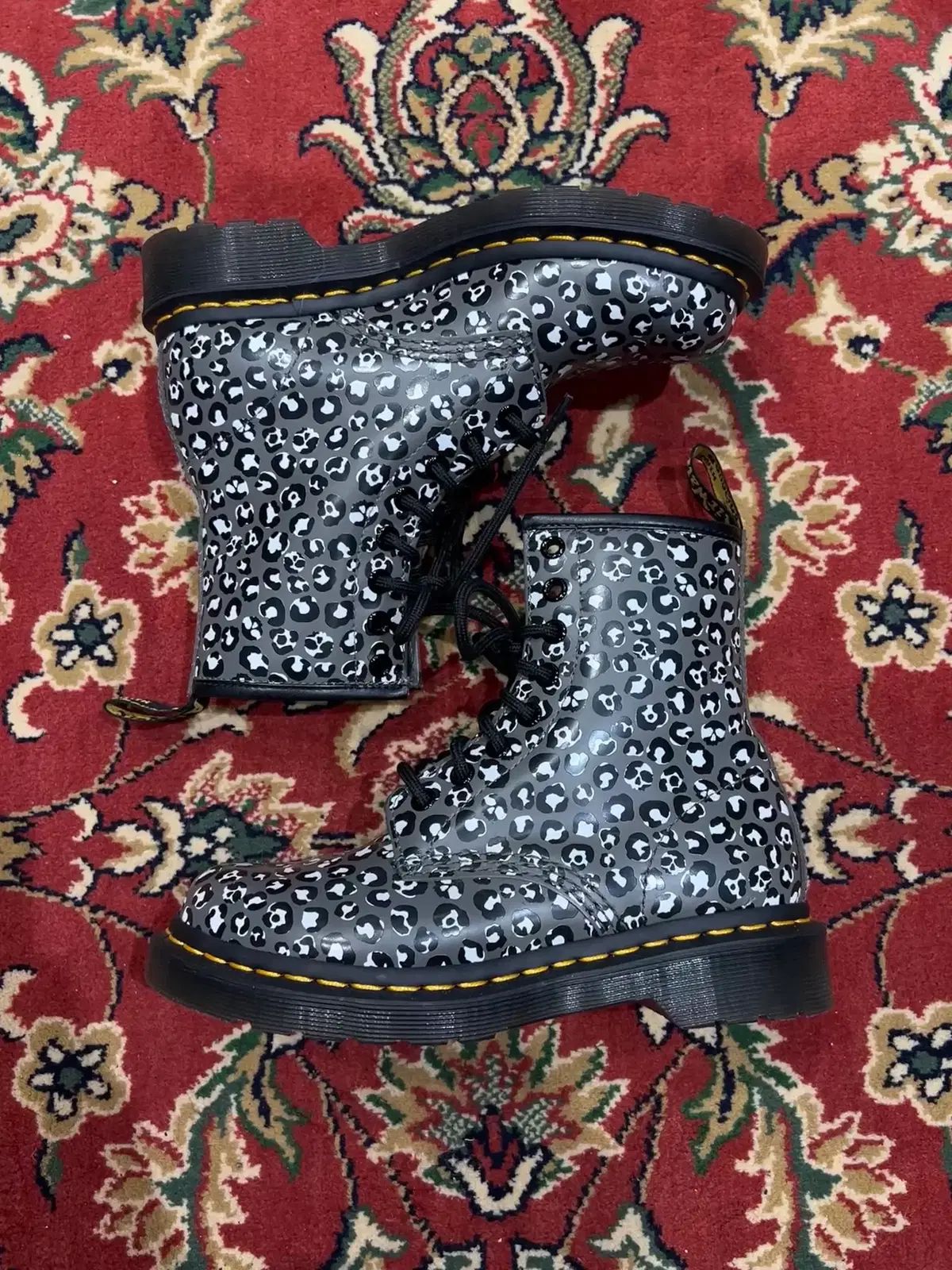 230 DR. MARTENS ドクターマーチン 1460 グレー ヒョウ柄 レオパード 8 ホール ウォーカーブーツ 11,710円