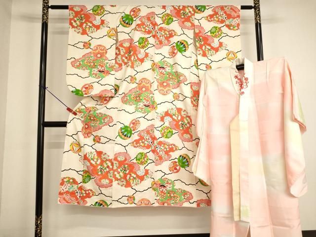 平和屋着物[]七五三　女の子　７歳　祝着　四つ身　長襦袢（無双仕立て・半衿刺繍）セット　雲重ね花手毬文　金彩　逸品　AABJ5393ja