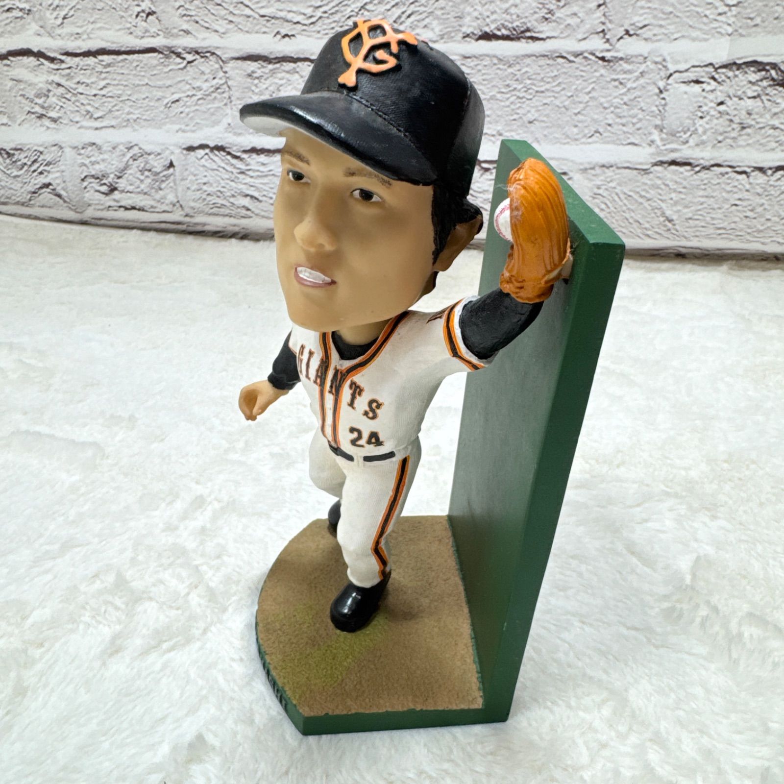 高橋由伸 フィギュア 24 読売ジャイアンツ他、各プロ野球選手の首振りフィギュア GIANTS 読売ジャイアンツ】訳あり 高橋由伸 24 首振りフィギュア