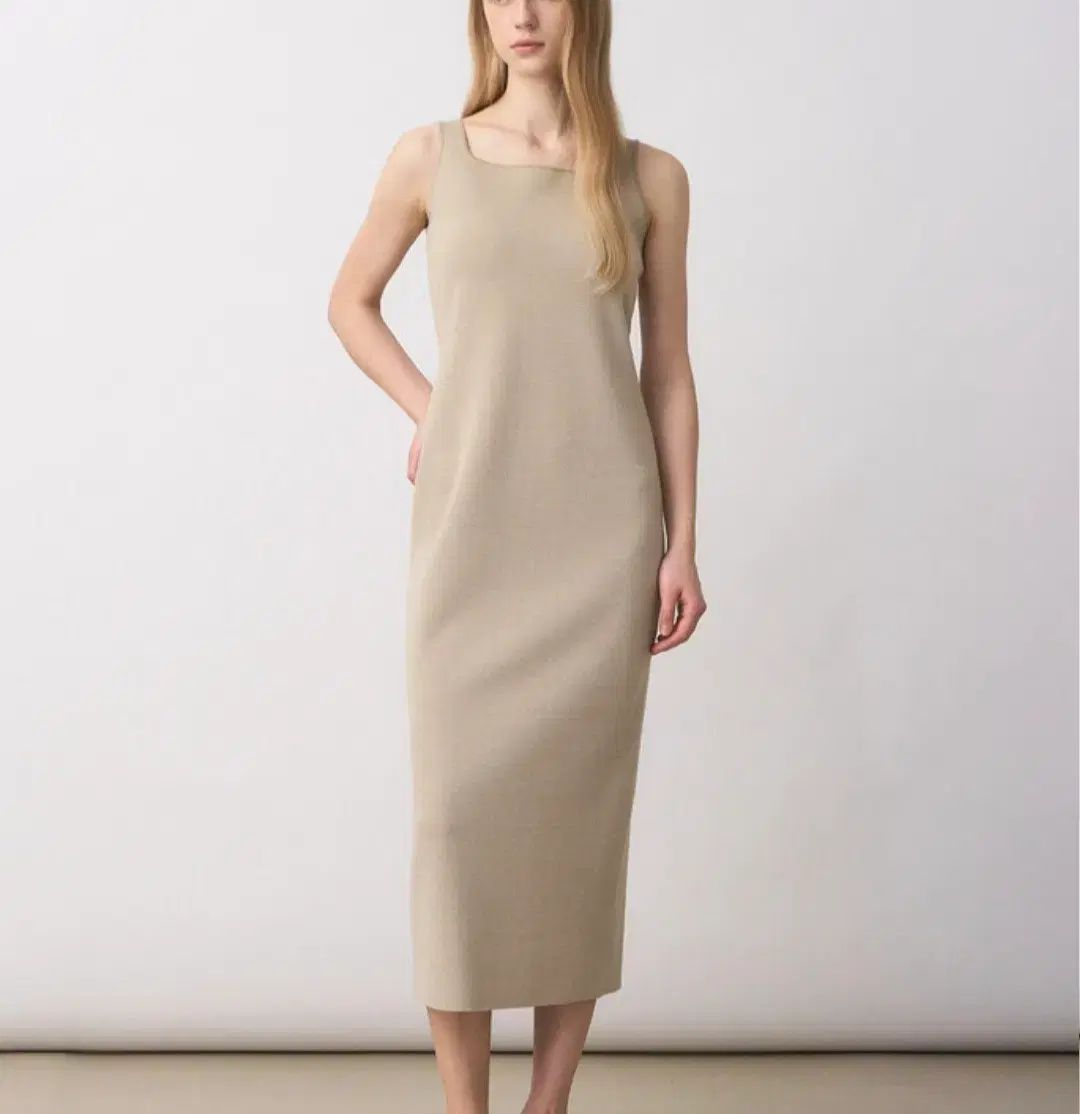 the CASHMERE スクエアネック カシミア ONE PIECE 55 40,178円