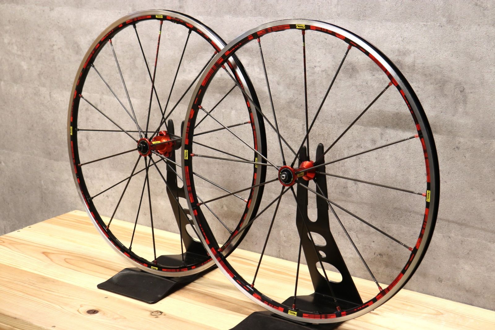 マヴィック MAVIC アールシス R-SYS アルミ クリンチャー ホイール
