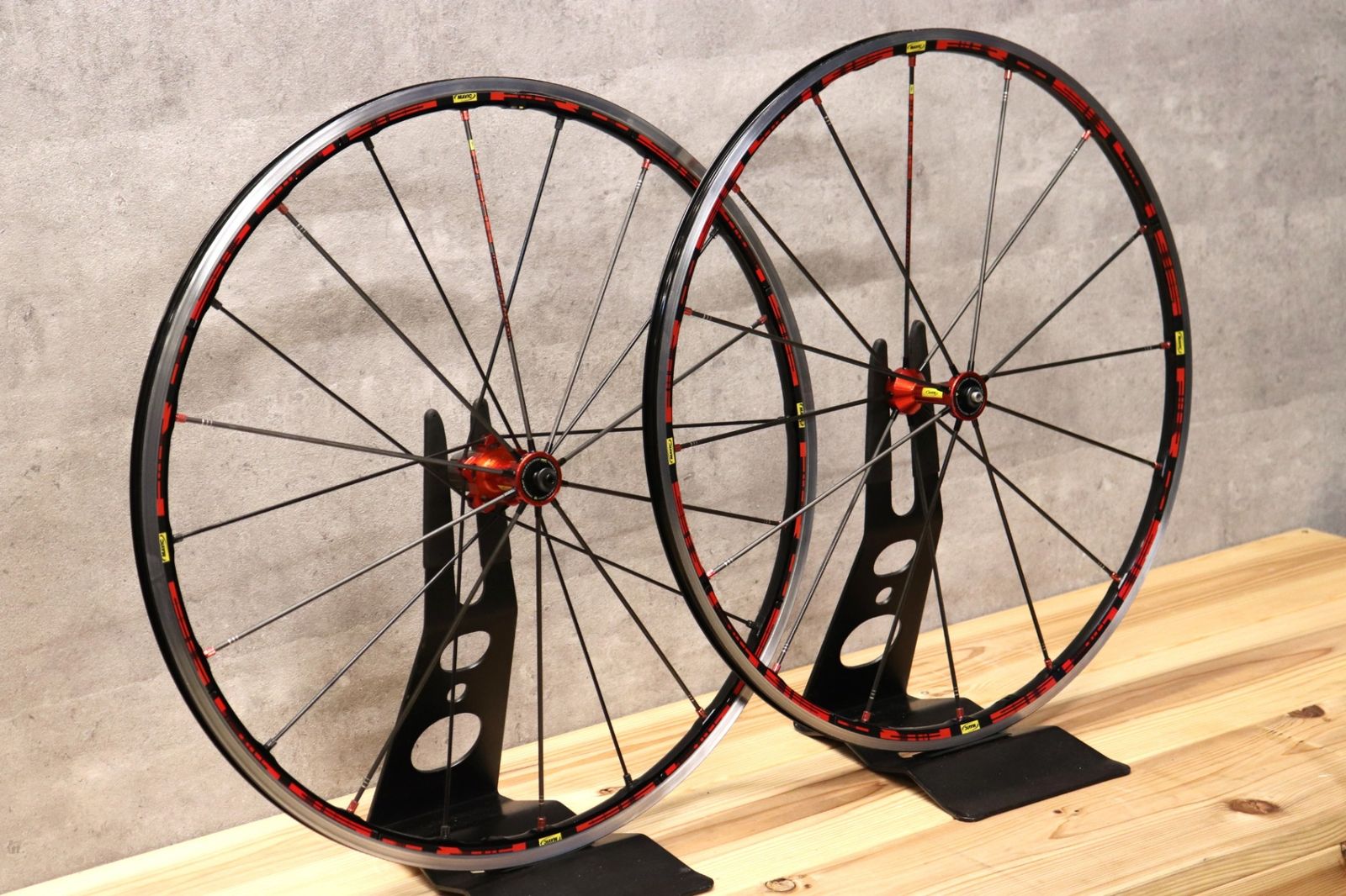 マヴィック MAVIC アールシス R-SYS アルミ クリンチャー ホイール