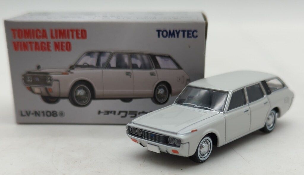 トミーテック TOMICA LIMITED VINTAGE NEO トヨタ クラウン カスタム (71年式)(白) LV-N108a