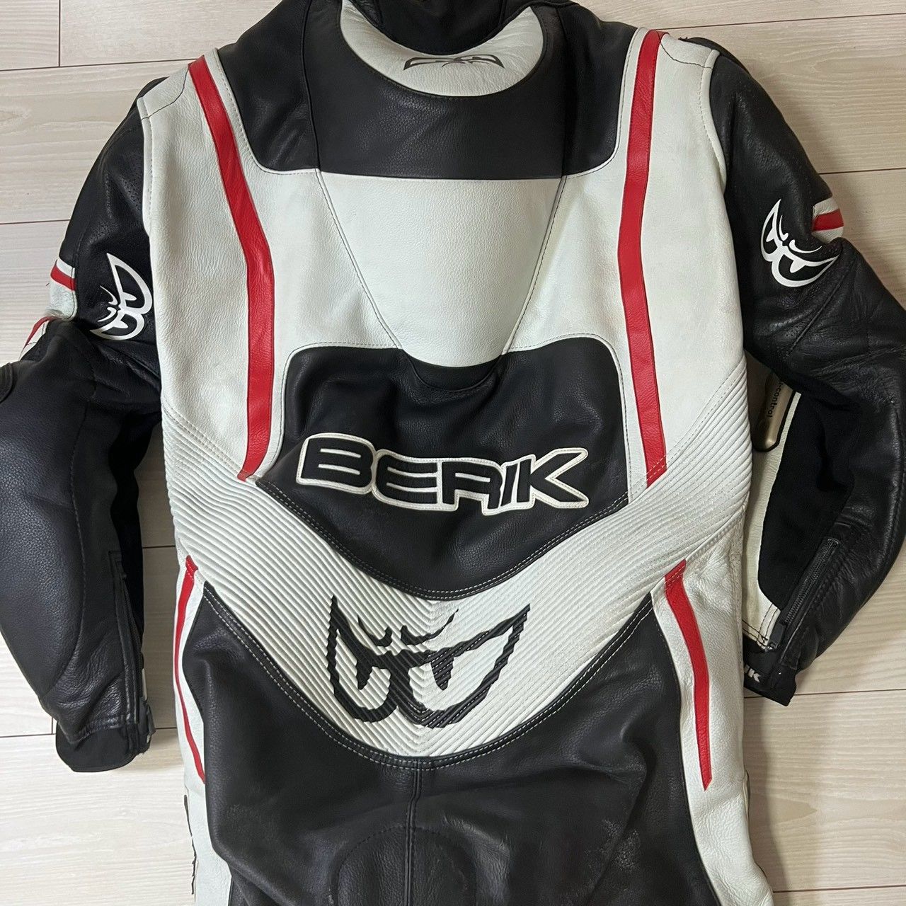 BERIK ベリック 本革 レーシングスーツ 革ツナギ XLW ブラック