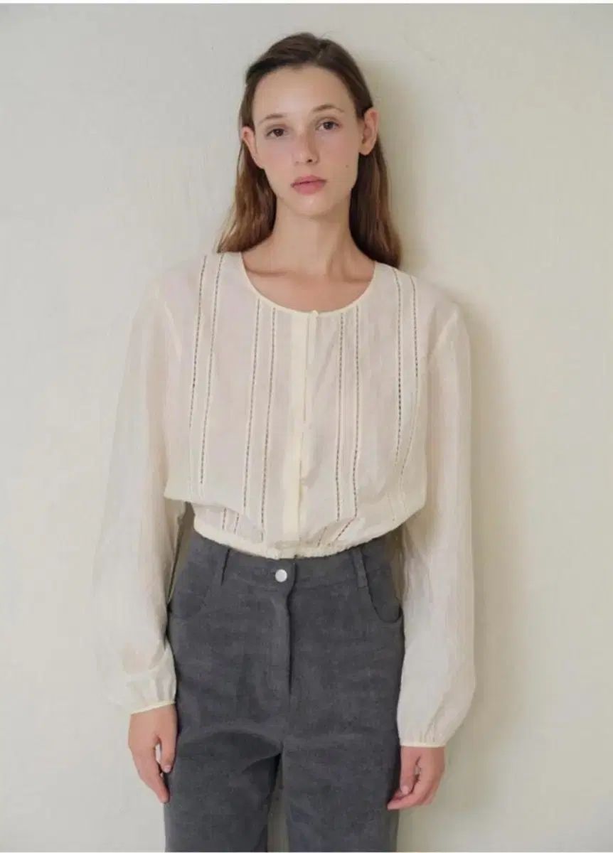 Tannat タナット lony crop blaouse (cream) 新品
