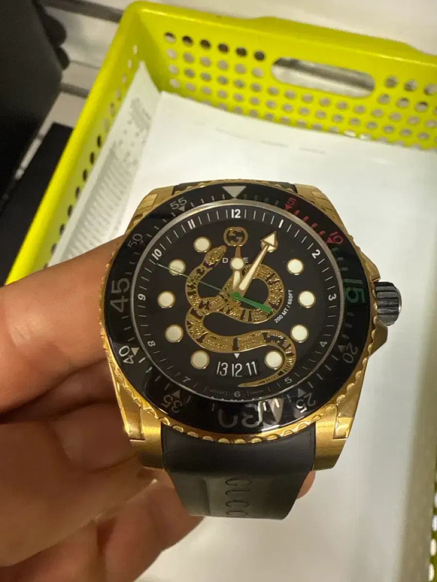 グッチ 時計 ゴールド 蛇 パターン 時計 59,017円