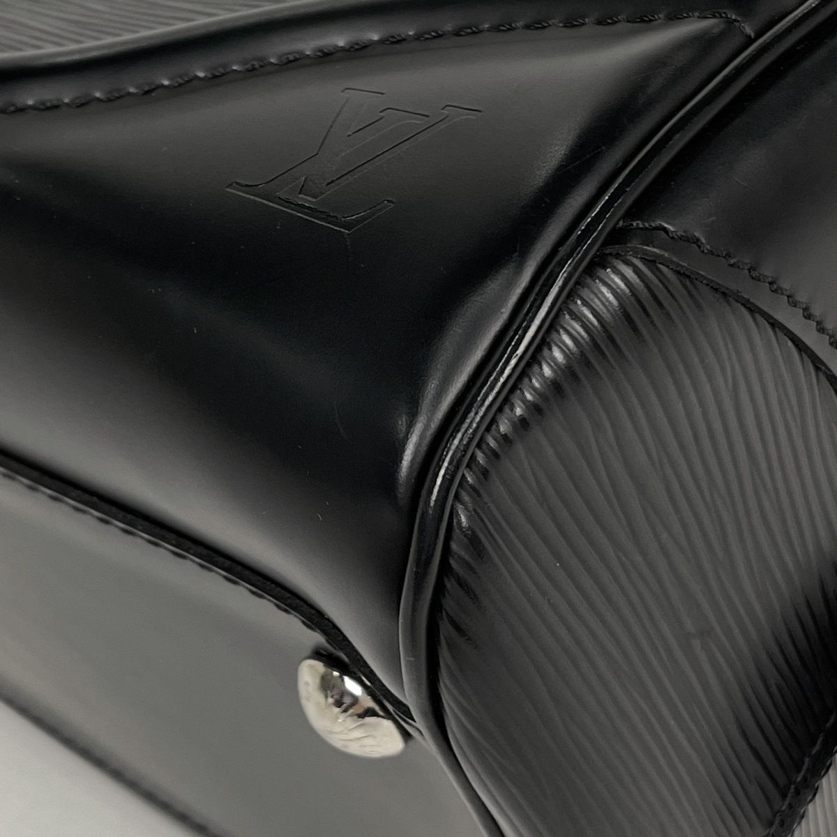 ルイ・ヴィトン Louis Vuitton ボーリング モンテーニュPM