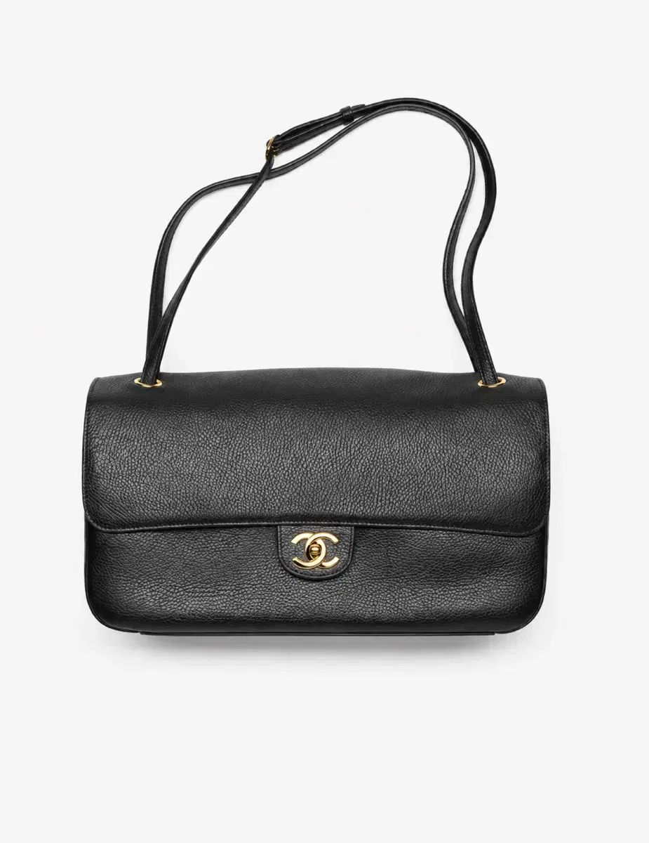 CHANEL Classic Maxi Flap Bag Black