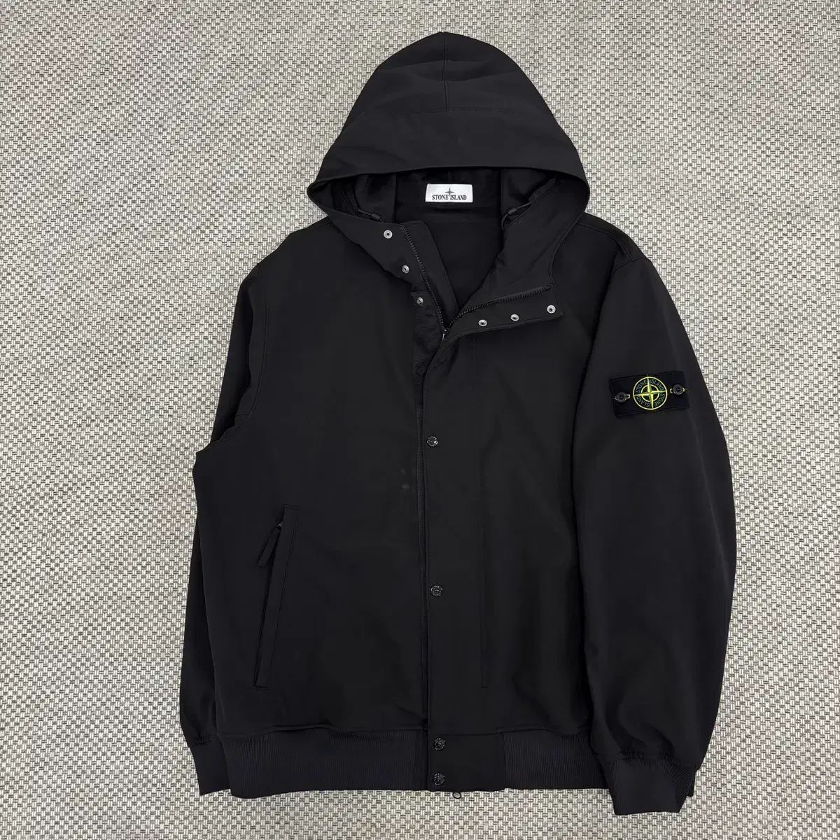 3XL ストーンアイランド ライト ソフトシェル ウィンドブレーカー 59,585円
