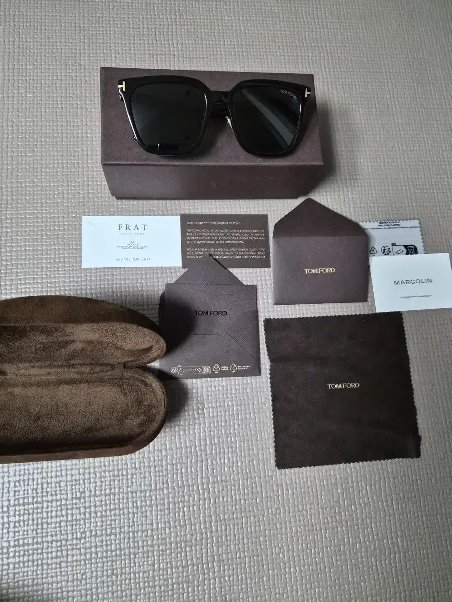 フルセット TOM FORD トムフォード サングラス 黒色 33,198円