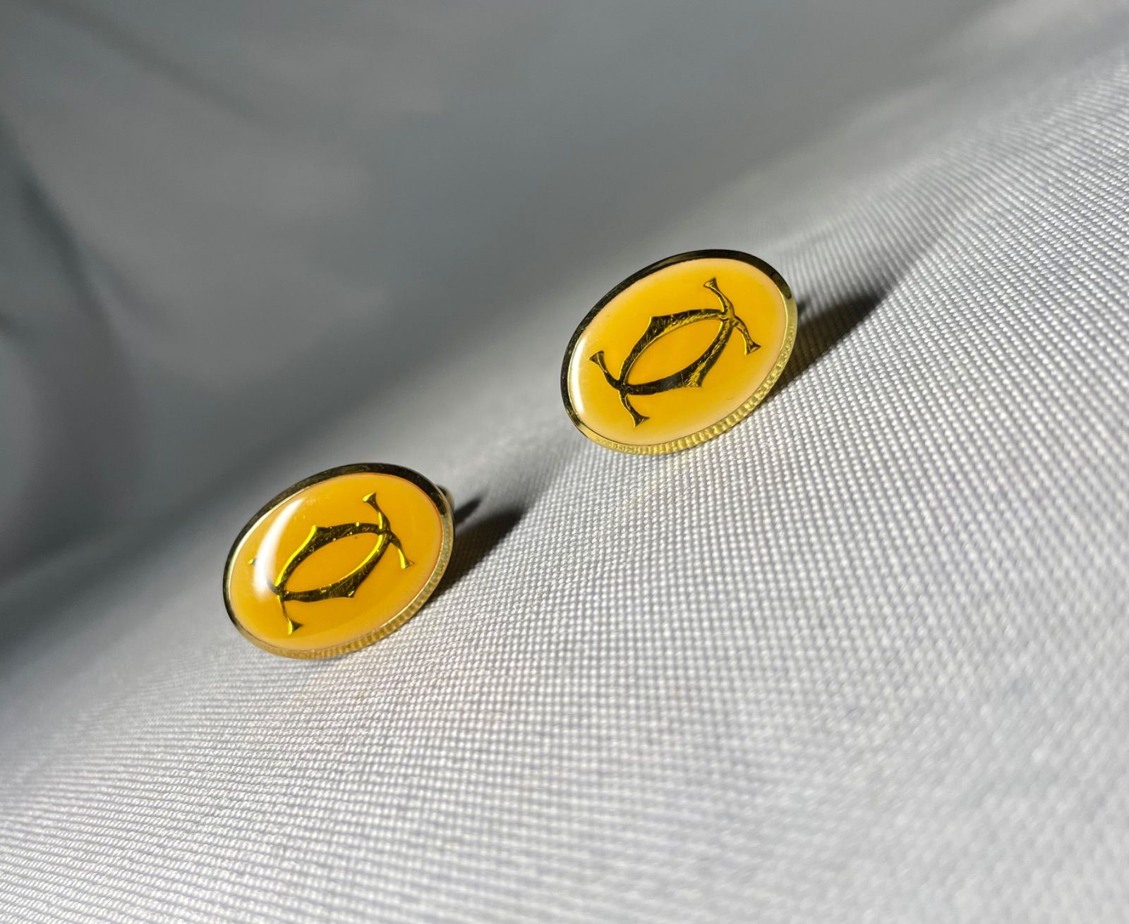 廃盤 Cartier カルティエ ダブルC ロゴ イエロー&ゴールド ヴィンテージカフス カフリンクス ボタン アンティーク メンズアクセサリー 12,580円