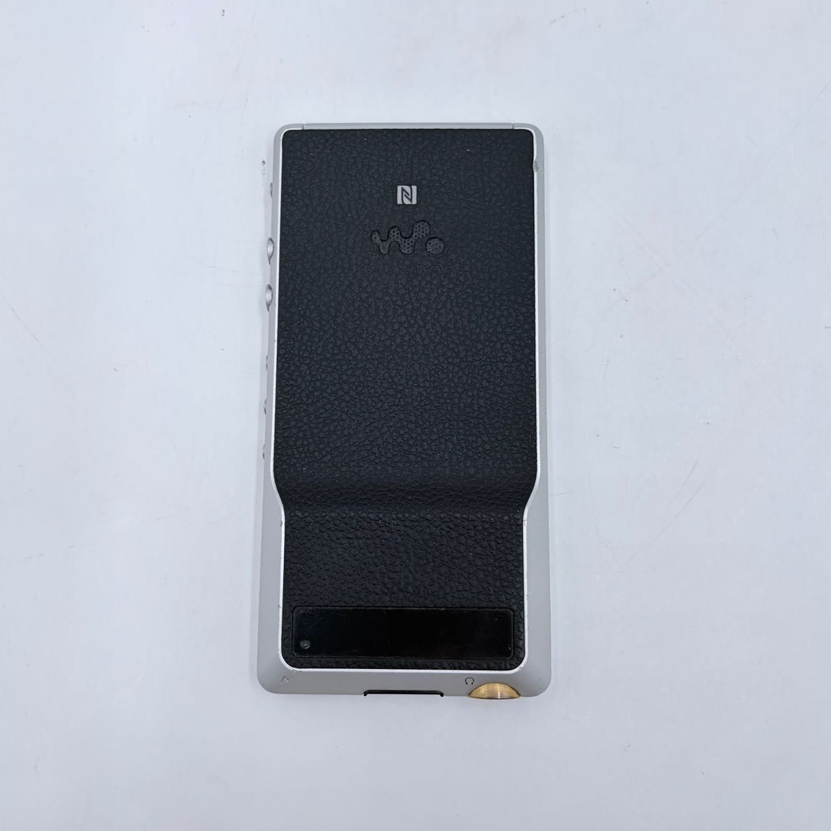 動作品】SONY WALKMAN NW-ZX1 シルバー 128GB ハイレゾ対応 ソニー