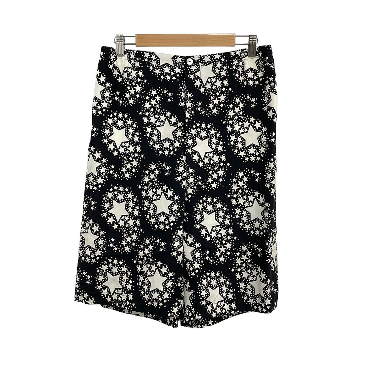 GUCCI(グッチ) ショートパンツ サイズ48美品 624399 黒×白 GG柄/星/スター シルク
