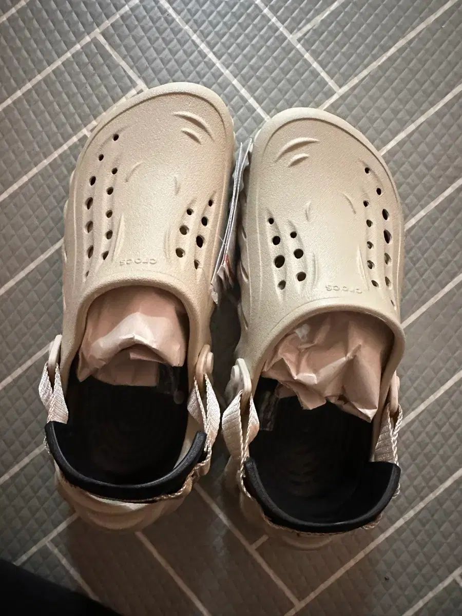 クロックス エコー クロッグ 250 新品