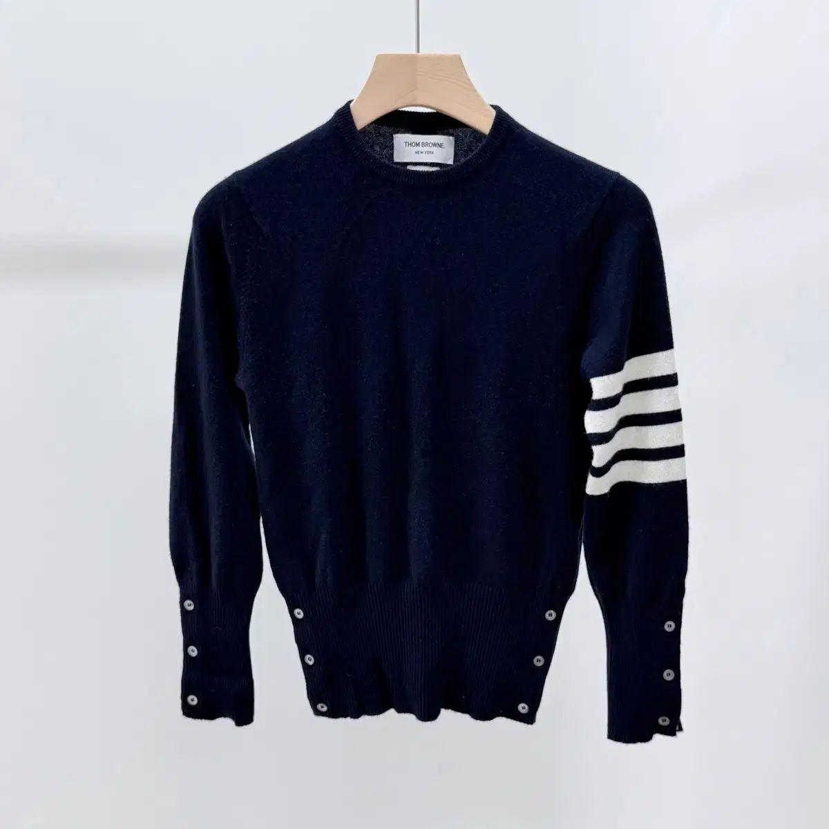 THOM BROWNE ネイビー ストライプ袖 ニット S+級/42 トム・ブラウン 斜めボーダー 袖ストライプ カシミア