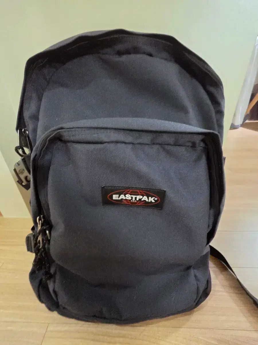 EASTPAK バックパック 7,551円
