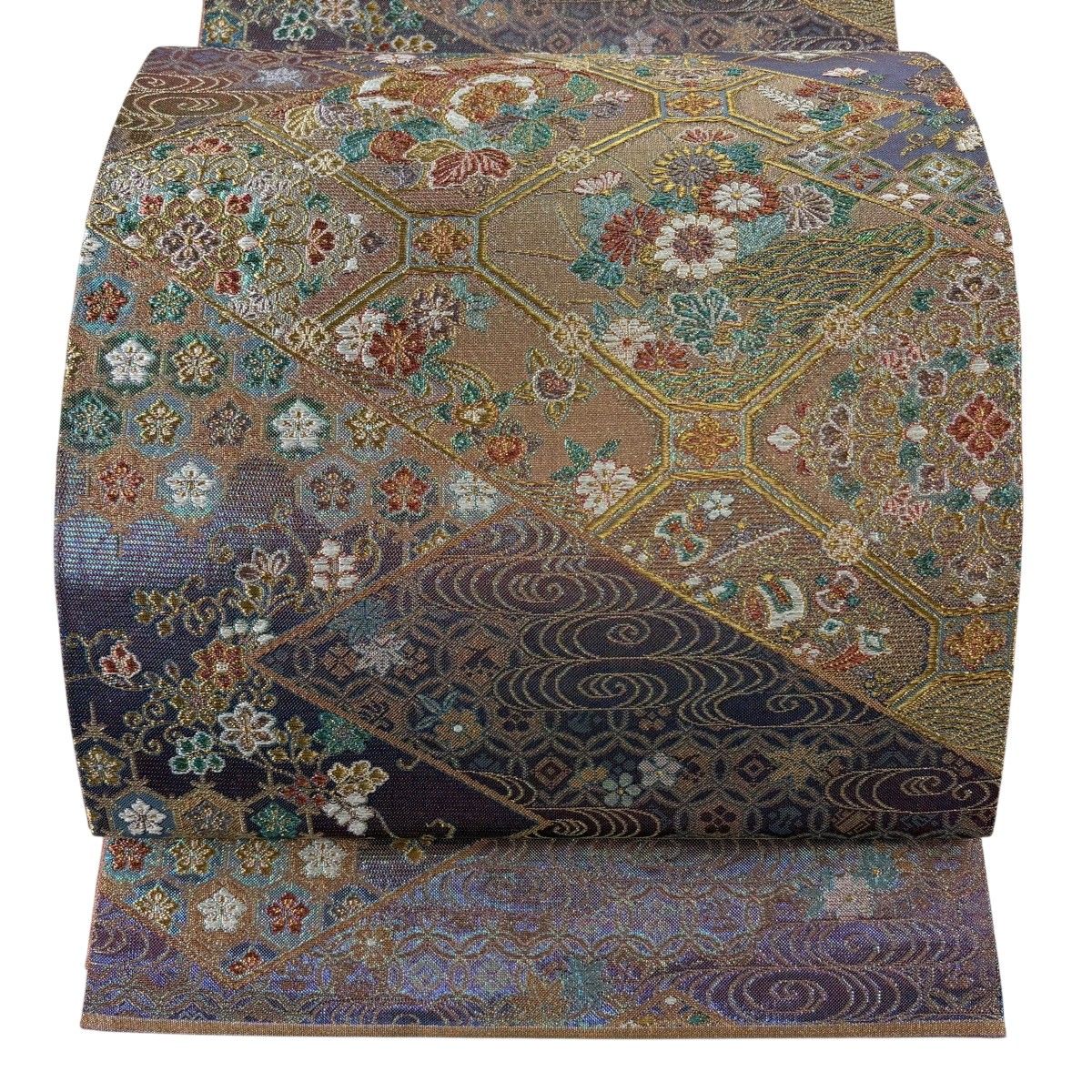 【美品】 袋帯 逸品 関西仕立て 陽文綴 有職文様 草花 金糸 箔 赤紫 六通 正絹 【中古】