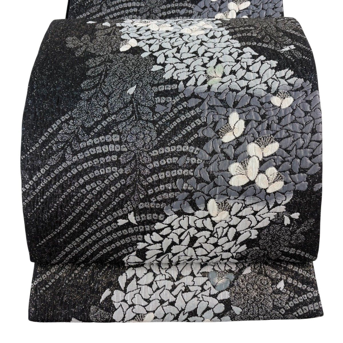 【美品】 袋帯 名品 証紙 草花 銀糸 箔 墨色 六通 正絹 【中古】