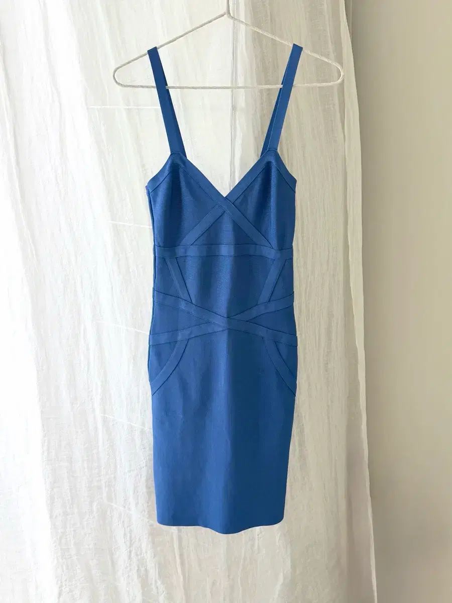 Bebe 00s コバルト ボディコンワンピース 22,504円