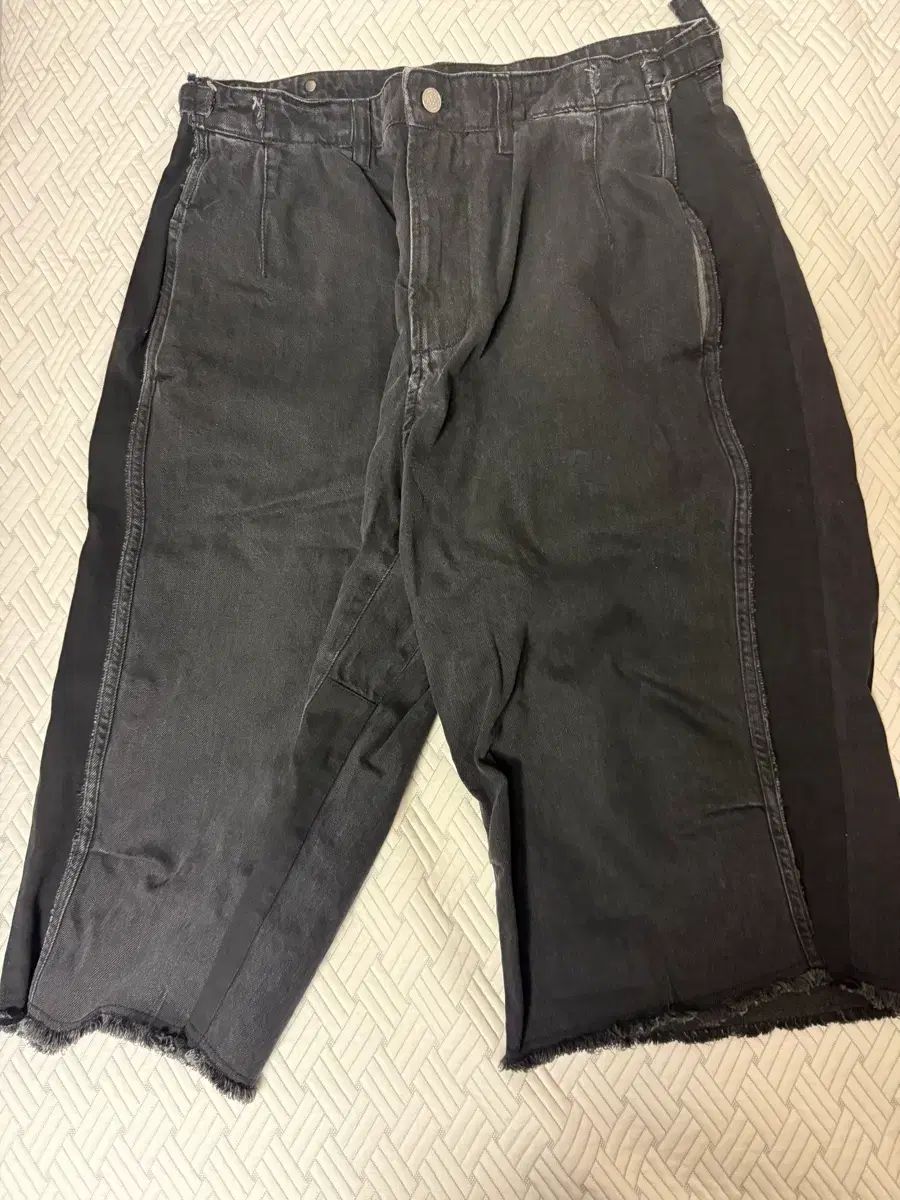 4) POLYTERU REVEAL BUILD 6pk 6カット デニムパンツ